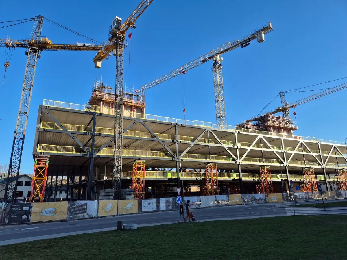 Administrative building "Sąvaržėlė"